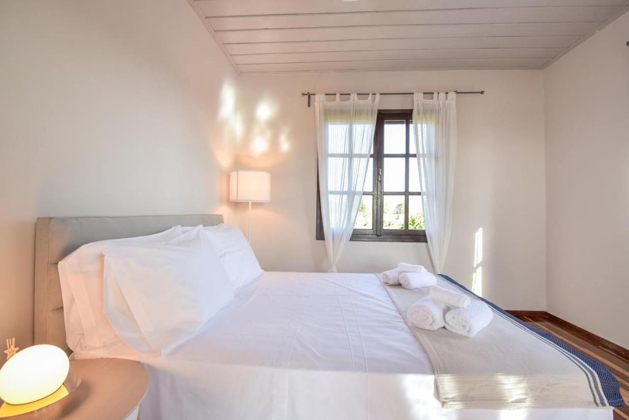 Alexandre Maison Beachfront Gialova Vacation Home Eksteriør billede