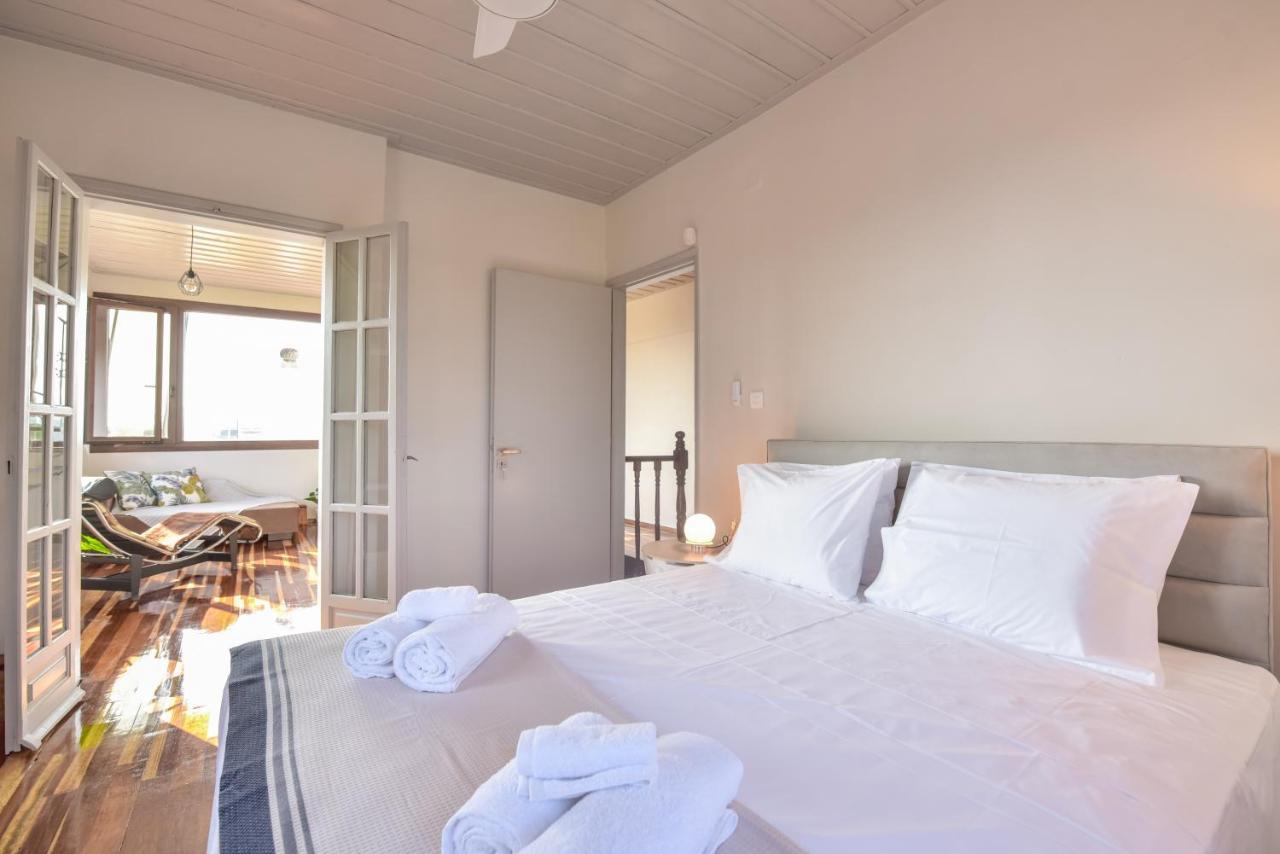 Alexandre Maison Beachfront Gialova Vacation Home Eksteriør billede